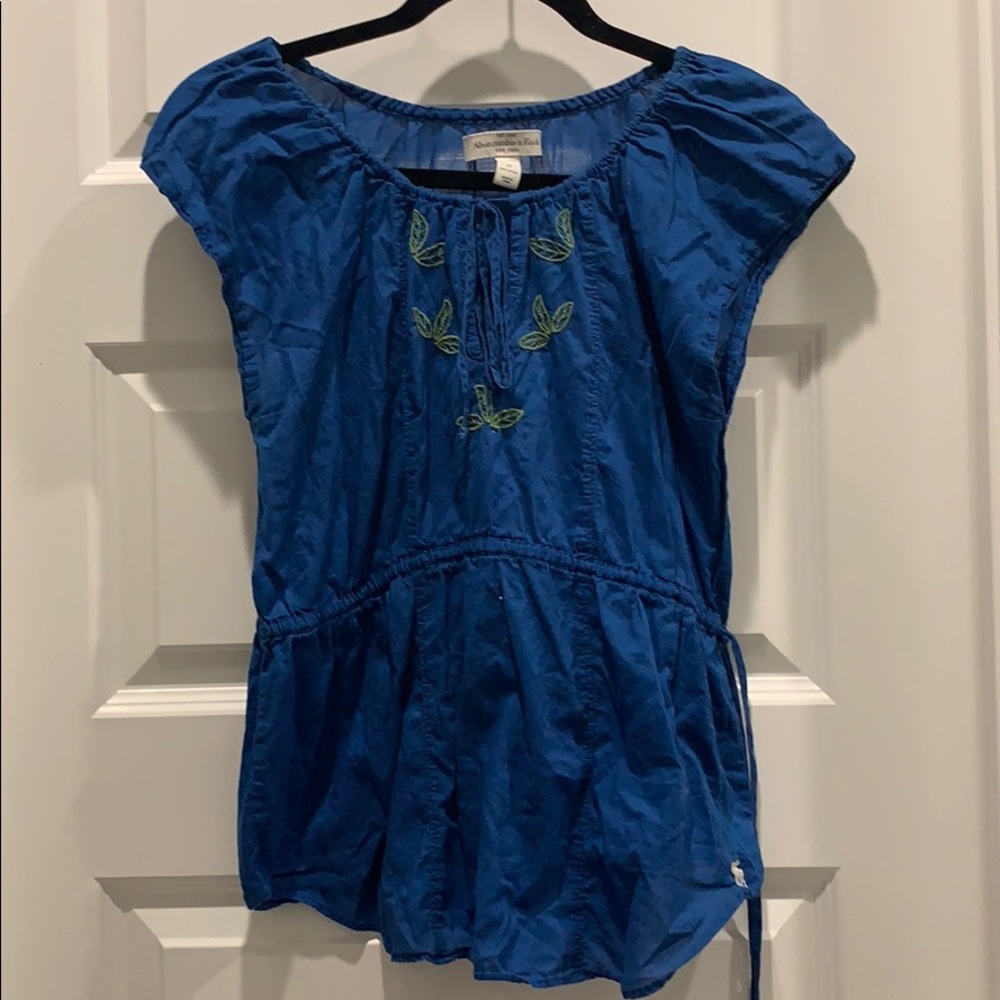 Abercrombie & finch Lightweight top